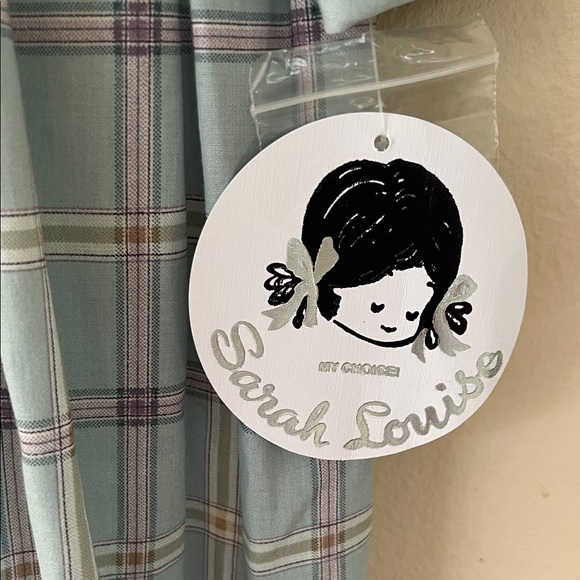 Sarah Louise Plaid Long Sleeve Smocked Dress with Peter Pan Collar. Classic! - Picture 2 of 9